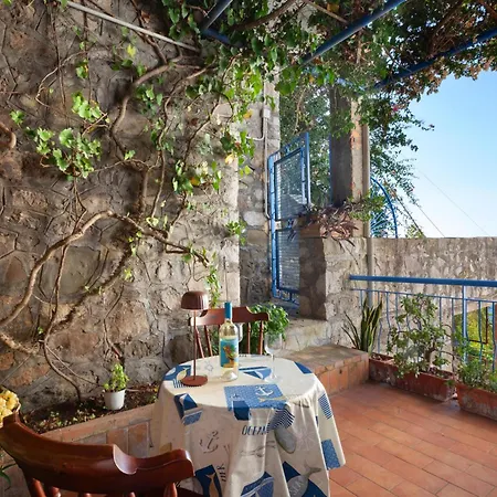 Holiday home Il Respiro Del Mare Con Vista Capri